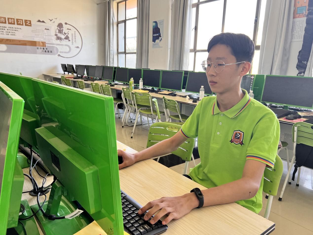 将爱好变成技能,在新华遇见未来