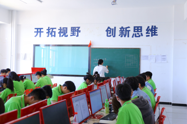 初中生读不了高中,上什么学校好?